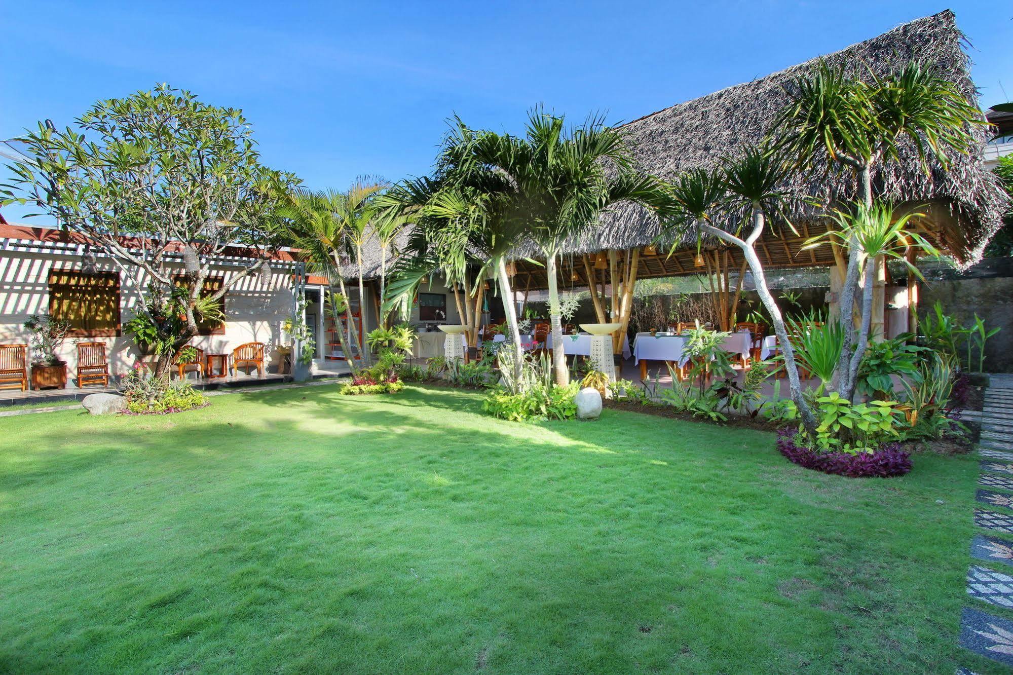 Jimbaran Lestari Hotel & Residence - Spa Luaran gambar