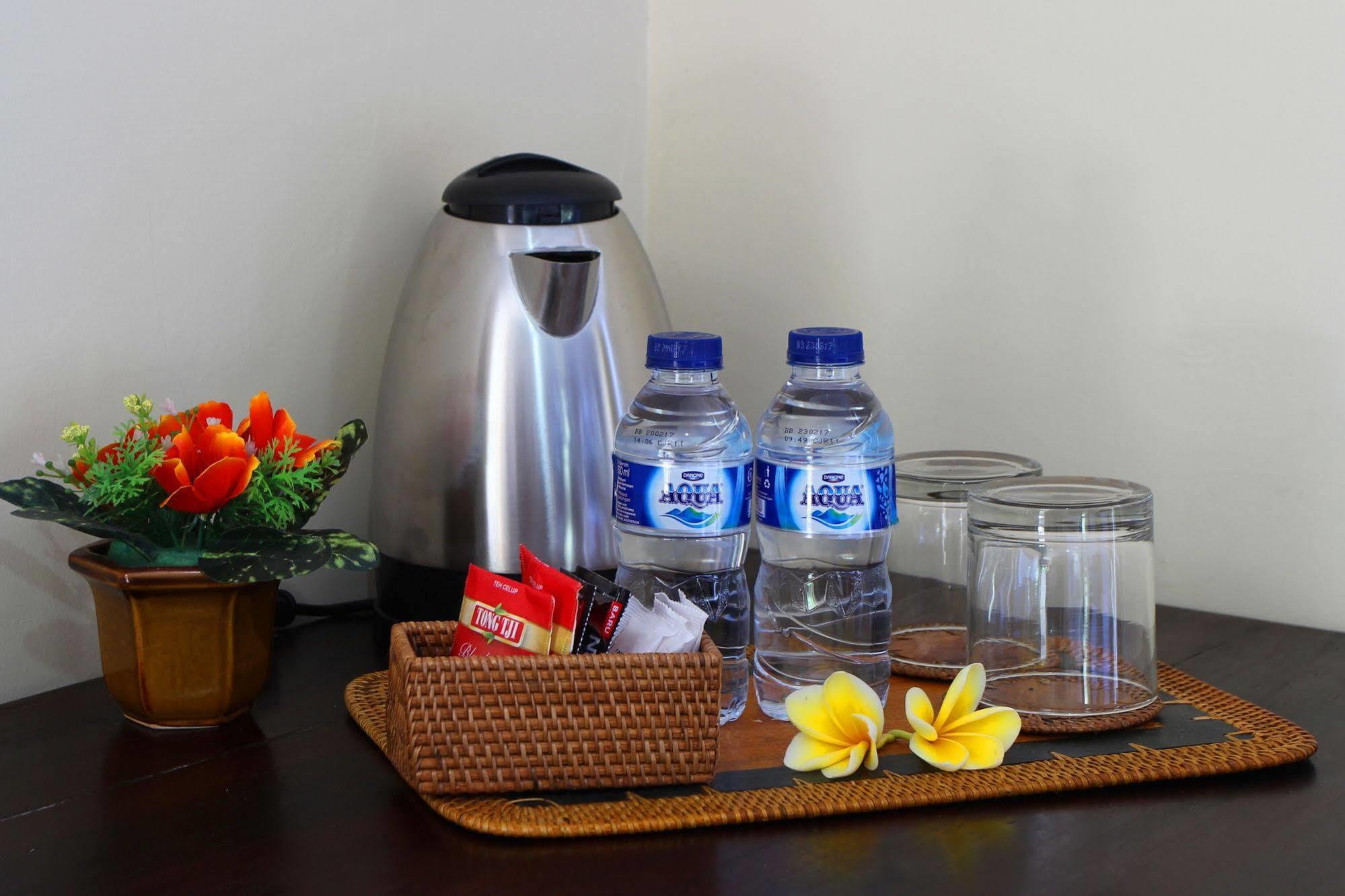 Jimbaran Lestari Hotel & Residence - Spa Luaran gambar
